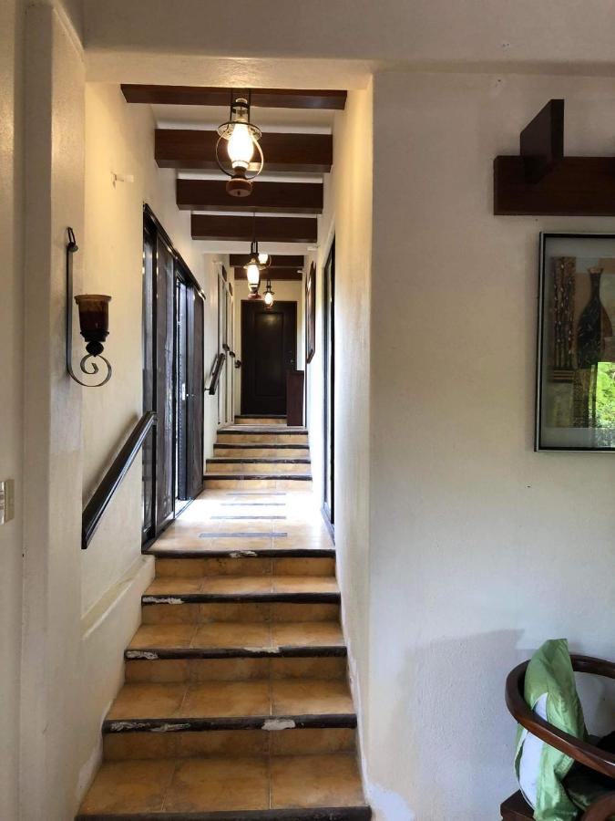 Tagaytay Bnr Guesthouse 4Br With Balcony 12-14 Guest Tagaytay City Kültér fotó