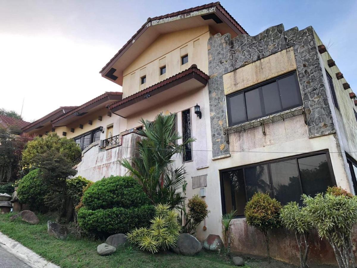 Tagaytay Bnr Guesthouse 4Br With Balcony 12-14 Guest Tagaytay City Kültér fotó